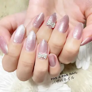 ネイル Yakko pas á pasのネイルデザイン