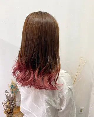 ロング 透明感/グレージュ/ MOMOKO🩵のヘアスタイル