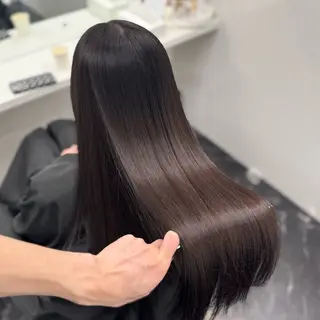 ロング パーマ ブリーチなし Ⅰ 髪質改善カラーのヘアスタイル