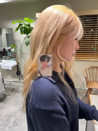 ロング カラー 🦮shiori アイドルオタク🦮のヘアスタイル