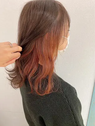 ミディアム 栗原 瑠世のヘアスタイル