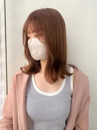 ミディアム カラー 韓国🇰🇷レイヤー 映える顔周り🩷のヘアスタイル