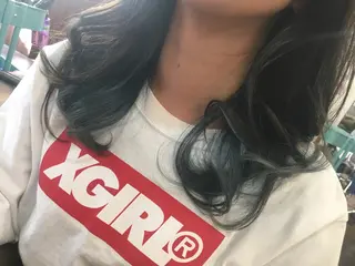 カラー Brooch ブローチのヘアスタイル