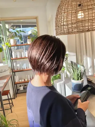 ショート 白髪ぼかしハイライト 💫ミネ　ヒロシのヘアスタイル