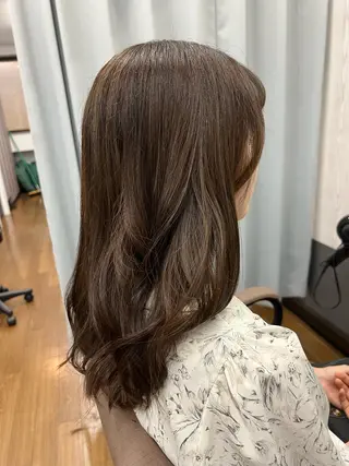 セミロング TELA HAIR 幕張本郷所属・TELA HAIR 幕張本郷店 千尋のヘアスタイル