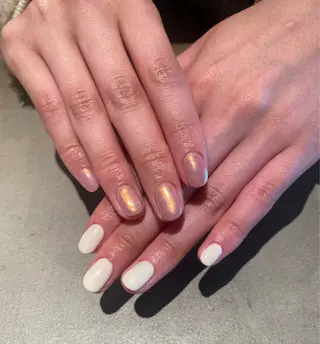 ネイル 藤井 里緒奈のネイルデザイン