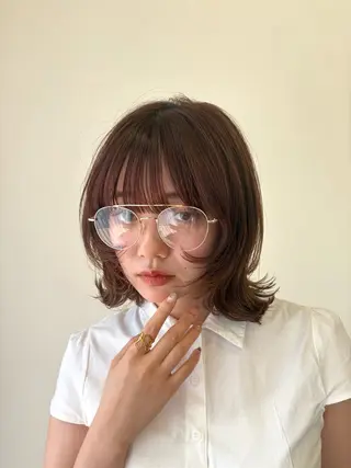 ミディアム 自由ヶ丘 ボブ/レイヤーのヘアスタイル