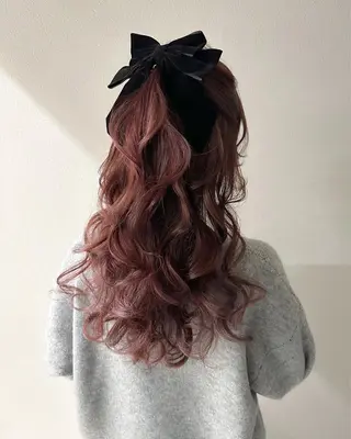 ロング カラー ヘアアレンジ autre所属・大久保 ひでなりのヘアスタイル