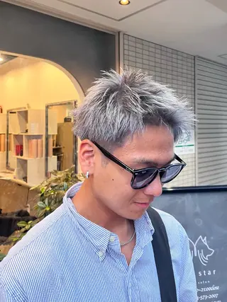 ショート カラー メンズ dogstar小林諒 レイヤー/ブリーチのヘアスタイル