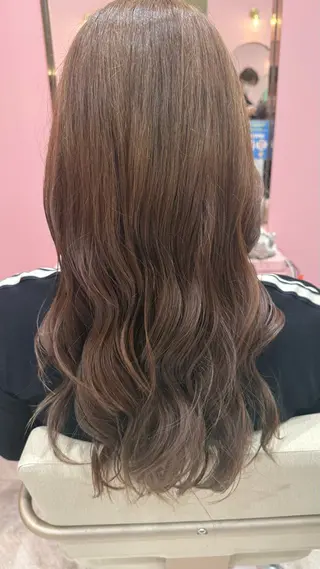 ロング 橘 芽久美のヘアスタイル