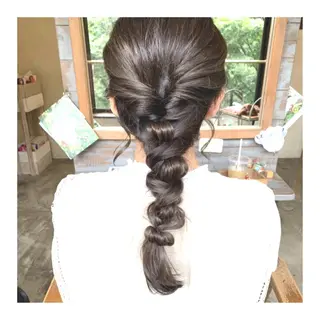ロング カラー ヘアアレンジ merci.所属・🌻あいり merci.🌻のヘアスタイル