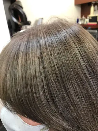 ショート カラー 桧山 真のヘアスタイル