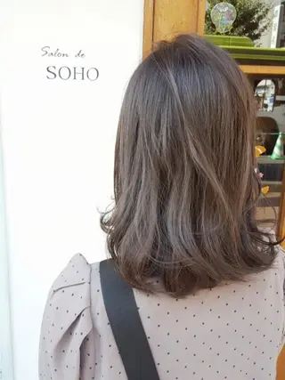 ミディアム カラー 尾野 恭平のヘアスタイル
