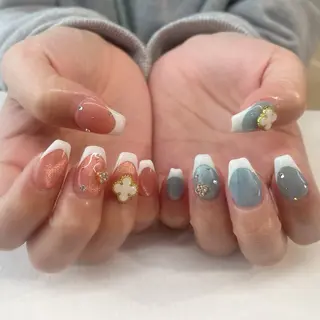 ネイル 🌈🐰 saki. m 🐰🌈のネイルデザイン