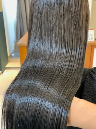 ロング KAZU keshiki大名のヘアスタイル