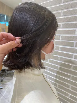 ミディアム 植田 菜月のヘアスタイル