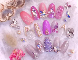 ネイル Vogusty's Nail 鶴見店のネイルデザイン