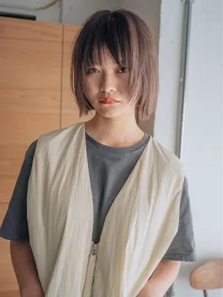 ミディアム   トワのヘアスタイル