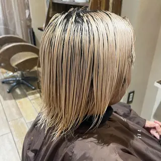 ハイトーン/ワンカラ /レイヤー/ウルフのヘアスタイル