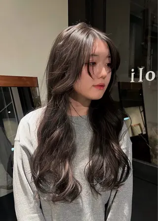 カラー the hinc所属・miyu /大阪 /レイヤーカットのヘアスタイル
