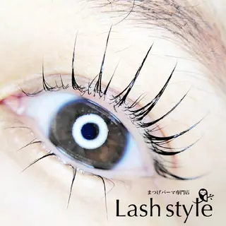 マツエク・マツパ まつげパーマ専門店 Lash style by TONE所属・まつげパーマ専門店 Lash styleの眉毛・アイブロウイメージ