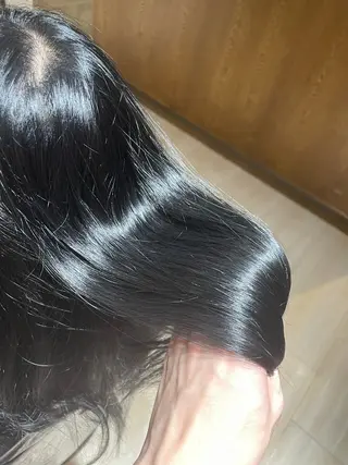 セミロング 失敗しない顔まわり× 小顔補正レイヤー難波のヘアスタイル