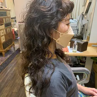 ロング パーマ DiMPlE  ディンプル所属・🌸スタイリスト 山浦美恵のヘアスタイル