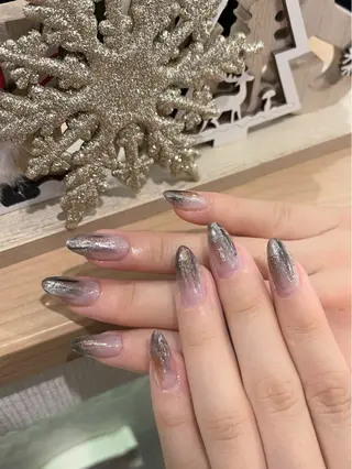 ネイル リ シホウのネイルデザイン