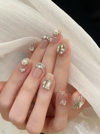 ネイル ミナ🌈 Laule'aのネイルデザイン