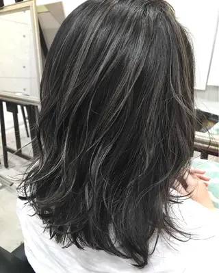 セミロング カラー LITTY所属・レイヤー/髪質改善 /山永圭介のヘアスタイル