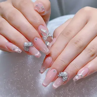 ネイル Queens momoのネイルデザイン