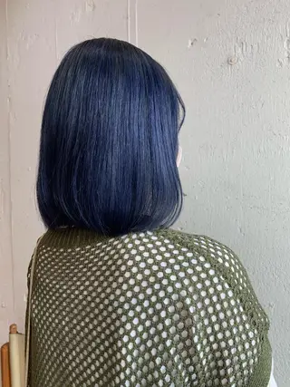 ショート カラー EIGHT 中川原 菜々子のヘアスタイル