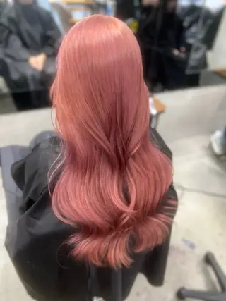 ロング maya レイヤーカットのヘアスタイル