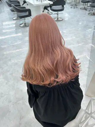 ロング カラー ヘアアレンジ 艶髪ハイトーン🫧 Kurehaのヘアスタイル