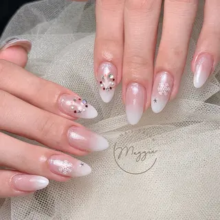 ネイル Maggie Nail🦩のネイルデザイン