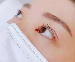 マツエク・マツパ 《カメレオン》 西田美輝のヘアスタイル