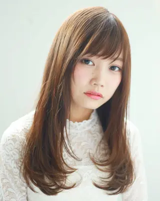 セミロング 新宿髪質改善レイヤー カット内田智大のヘアスタイル