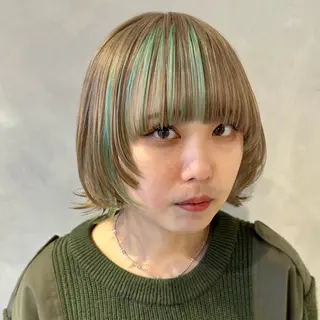 ショート カラー デザインカラー/パー マ🦖外岡咲希🦖のヘアスタイル