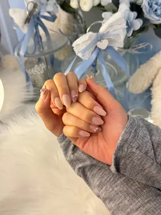 ネイル miyu Hwanyのネイルデザイン