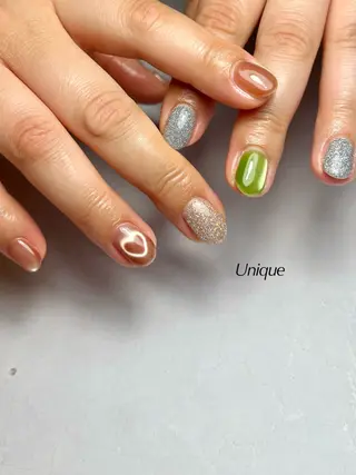 ネイル Unique 【ユニーク】のネイルデザイン