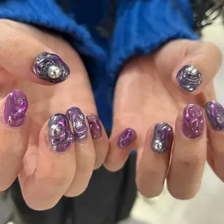 ネイル 🪐富島彩夏 /海外nail🪐のネイルデザイン