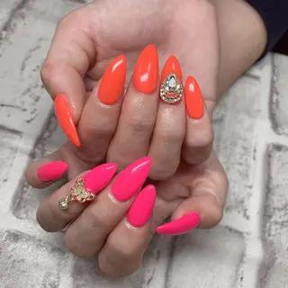 ネイル 💅ネイルハウス🏡 🎀TOMO🎀のネイルデザイン