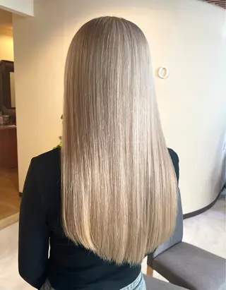 ロング 宮本 いぶきのヘアスタイル