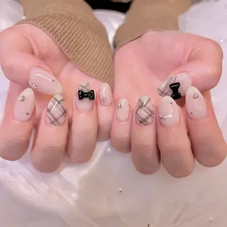 ネイル nail salon e'mu💐のネイルデザイン