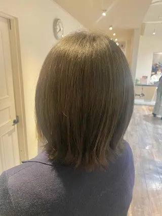 ミディアム ボブ/透明感カラー 岸本涼奈のヘアスタイル