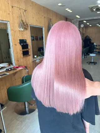 セミロング 韓国レイヤー外国人風 透明感カラー髪質改善のヘアスタイル