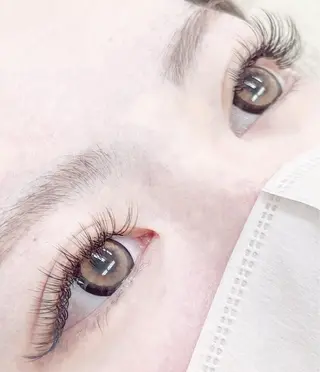マツエク・マツパ manie Nail&Eyelash所属・小林 桃花のマツエク・マツパデザイン