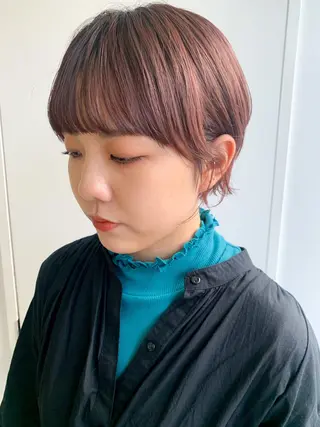 ショート nuu所属・💜ショート💜 ウルフ、ボブ二色亜美のヘアスタイル