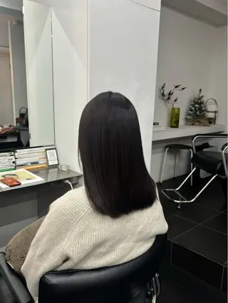 ミディアム カラー ヤマザキ アヤメ 【シベルバレー横浜】のヘアスタイル