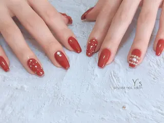 ネイル YUMI NAGAI  のネイルデザイン